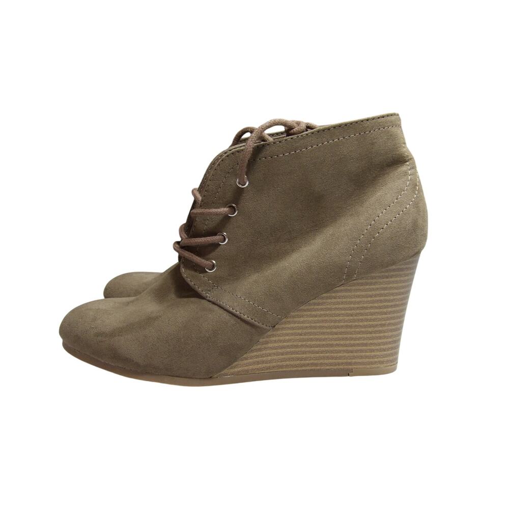 Arizona Jean Co Lawrence Wedge Memory Foam Bootie Size 9